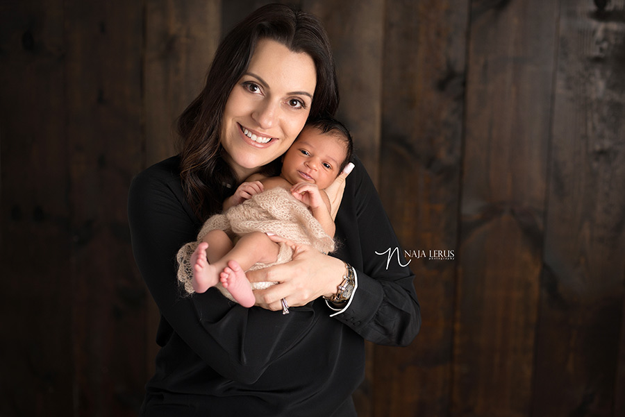 mommy and baby newborn pictures chicago