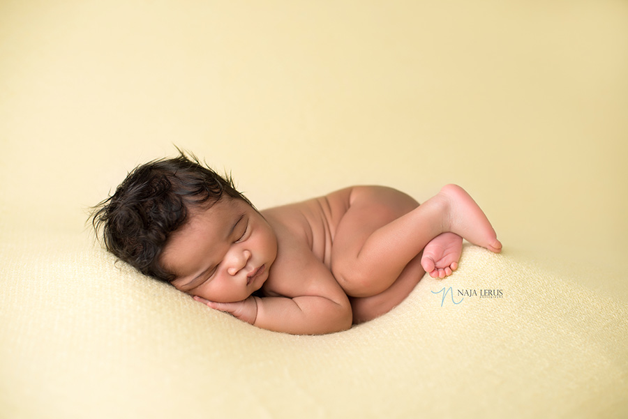 chicago-professional-newborn-pictures-10