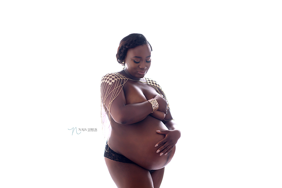 semi-nude greek goddess maternity pictures chicago IL