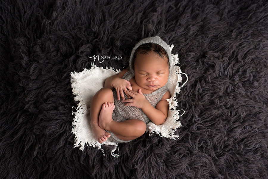 chicago-newborn-photos-02