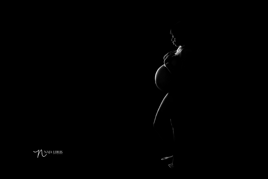 chicago silhouette photography maternity