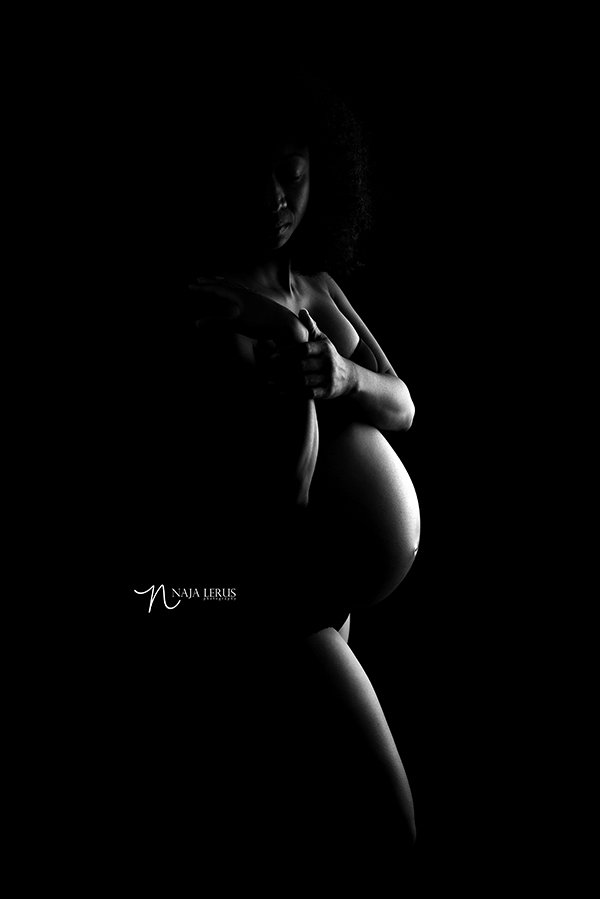 fine art maternity photos evanston IL