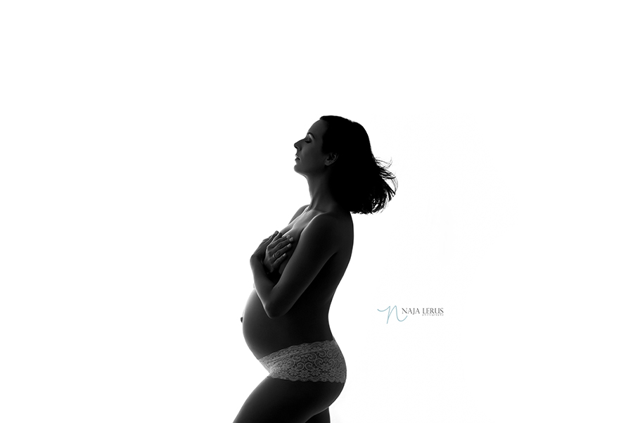 Sublime Chicago Fine Art Maternity Photographer