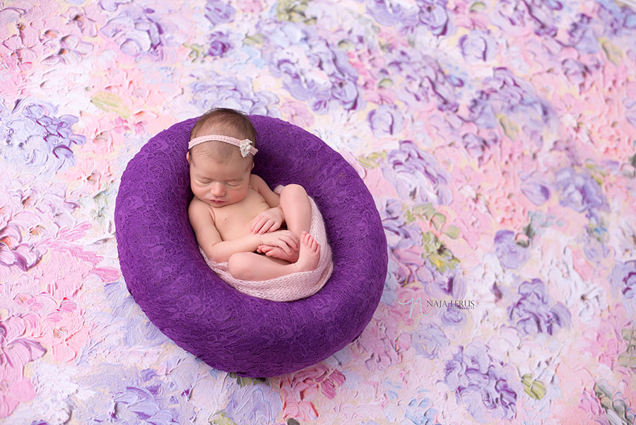 newborn flower prop photo chicago IL 