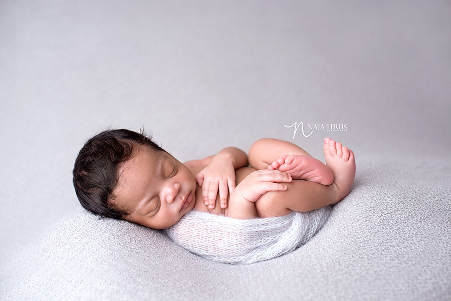 st-charles-newborn-photos-10