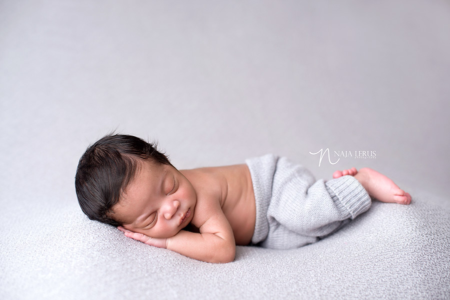 st-charles-newborn-photos-11