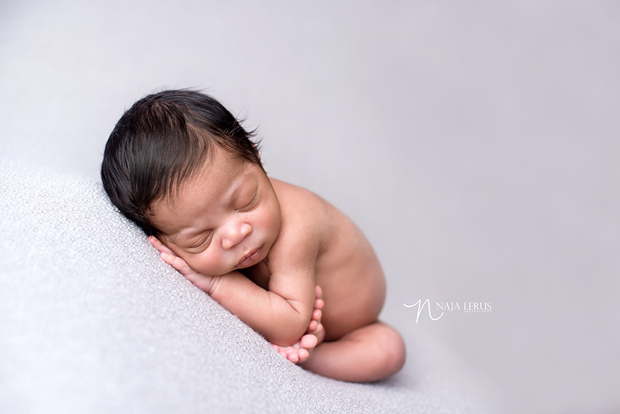 st-charles-newborn-photos-12