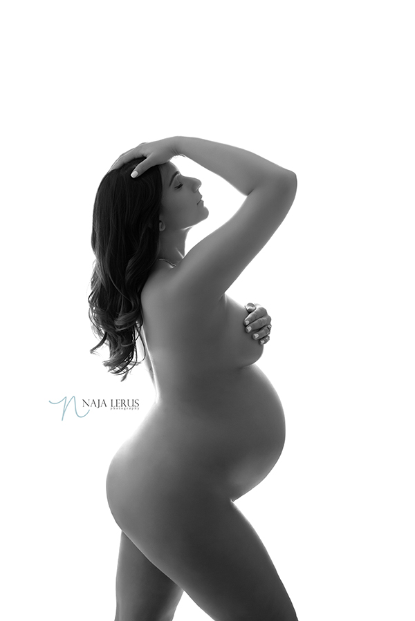 black and white fine art nude maternity chicago il