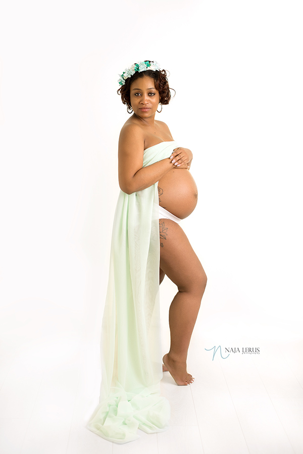 goddess maternity session chicago IL