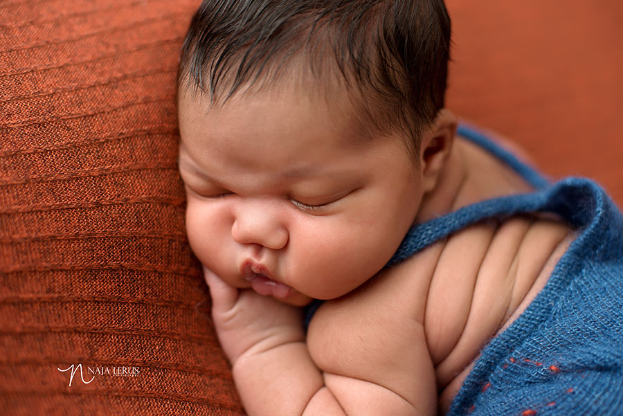 newborn details chicago photographer