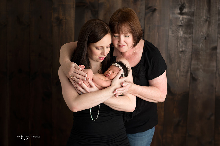 Newborn generational photo chicago IL