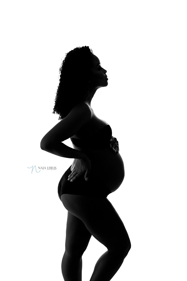 maternity silhouette photography chicago