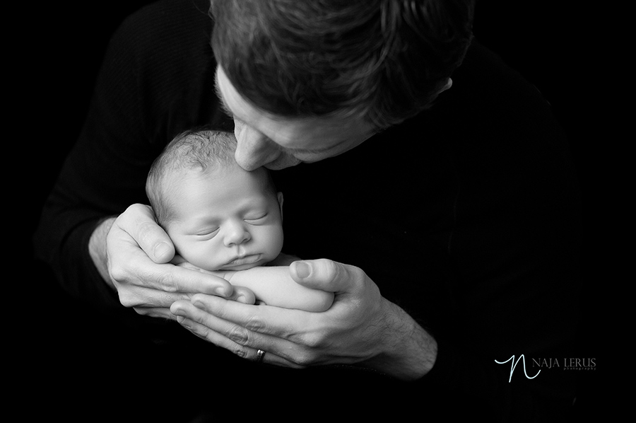 timeless baby girl with father newborn photography chicago