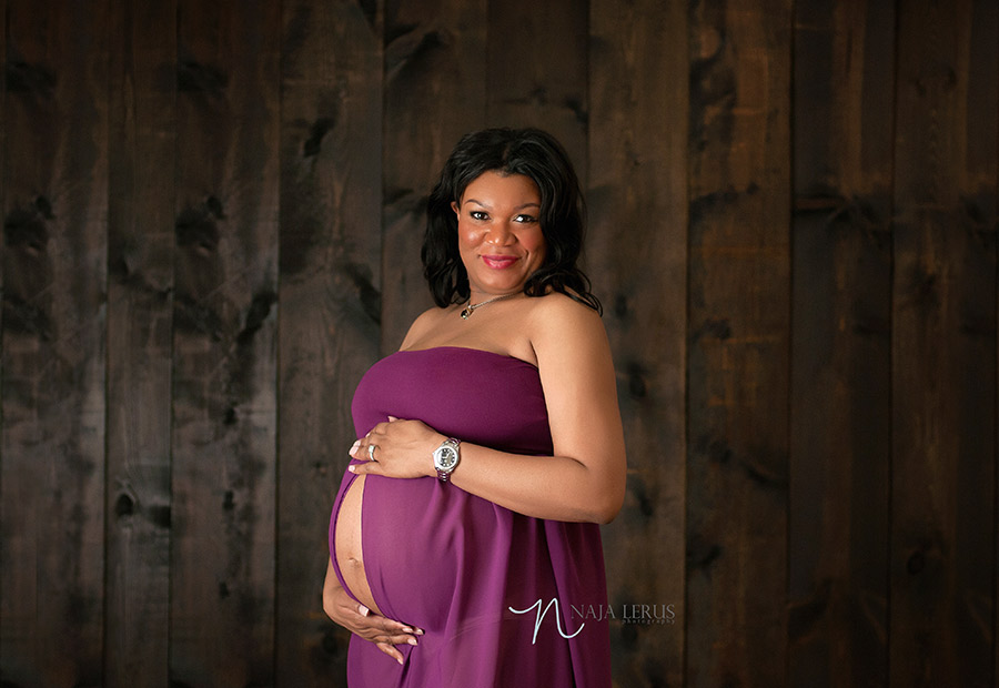 black maternity photographer