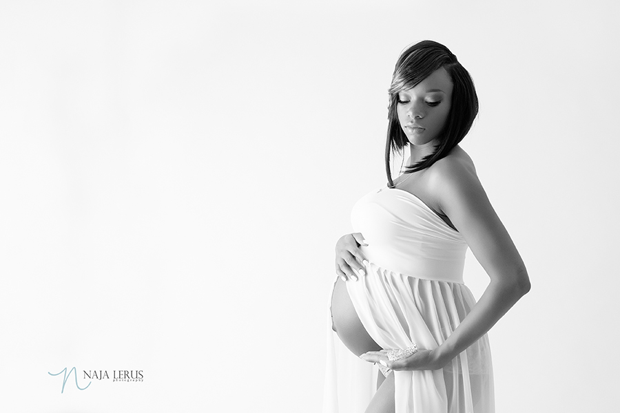 black and white maternity chicago