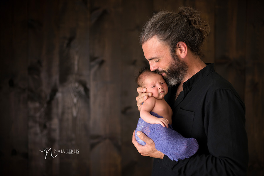 dad baby father pictures newborn photography chicago