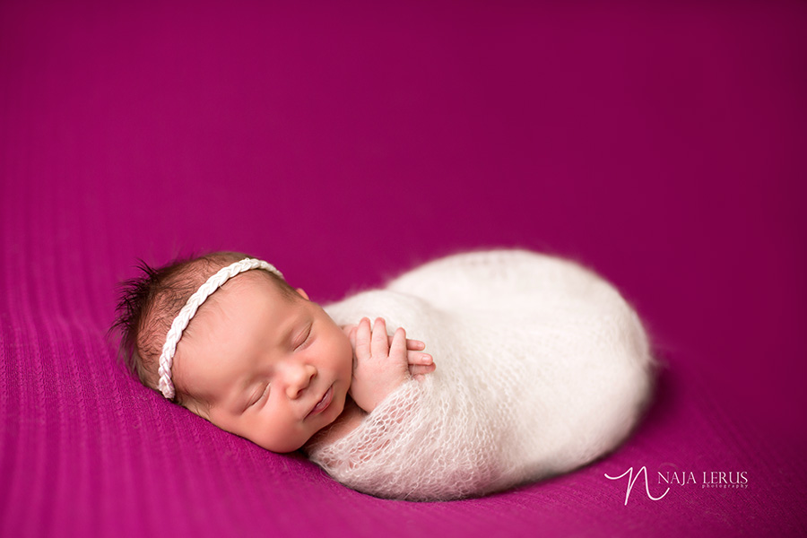 sleepy baby cocoon chicago newborn photographer