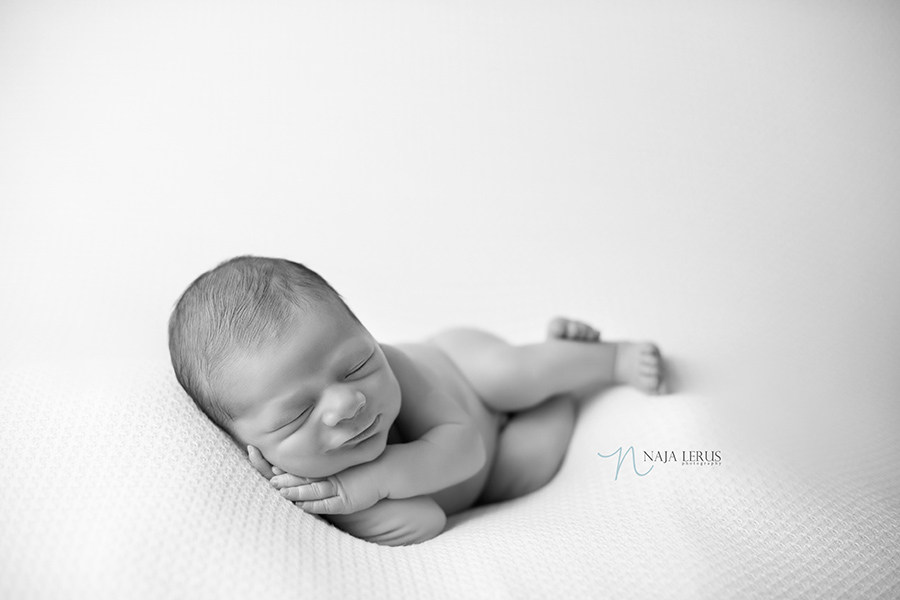 smiling happy baby newborn chicago pictures