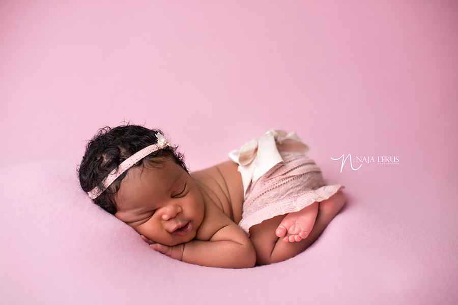 smiling baby newborn photography pictures chicago