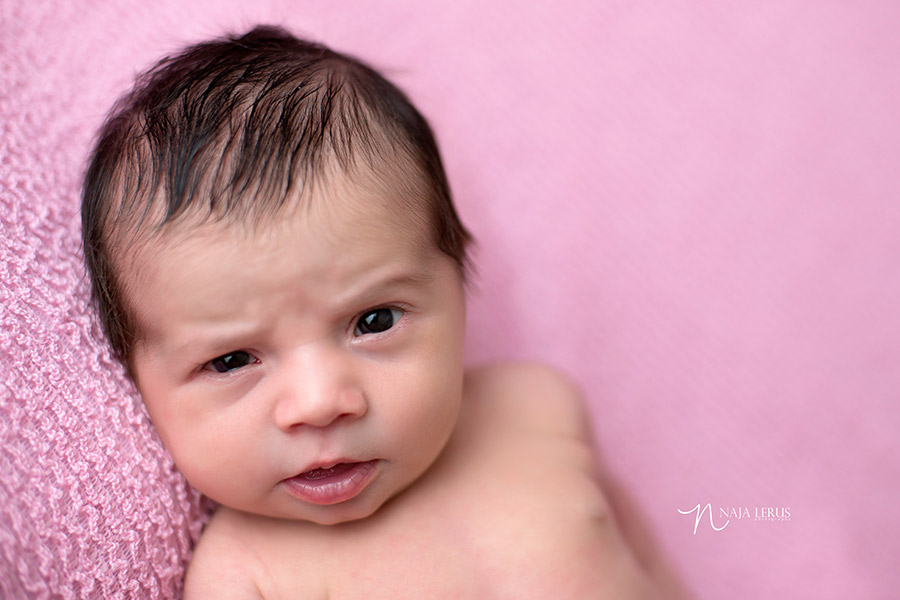 newborn close up awake shots portraits chicago