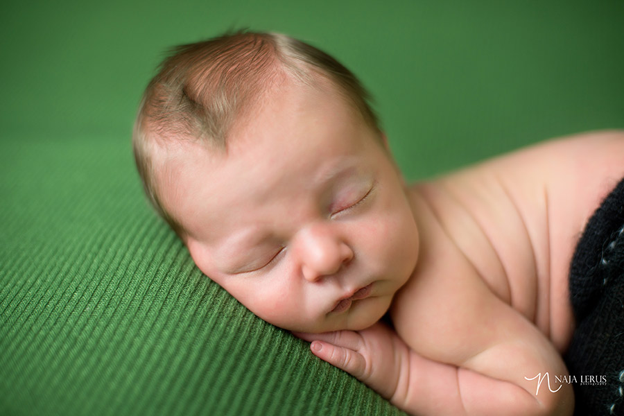 newborn photography close up chicago