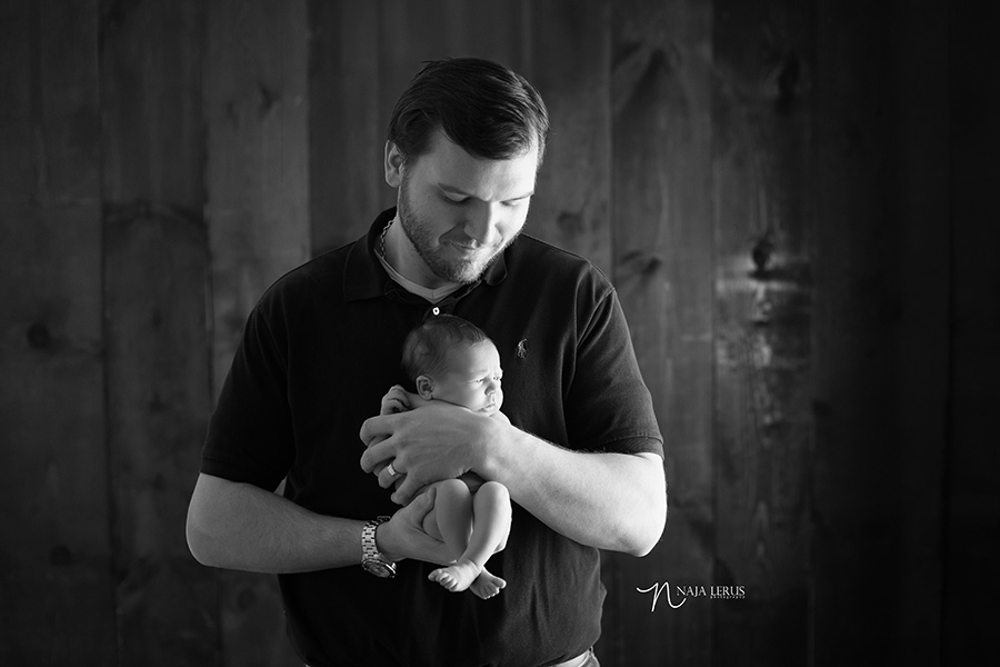 dad with baby newborn pictures homer glen IL