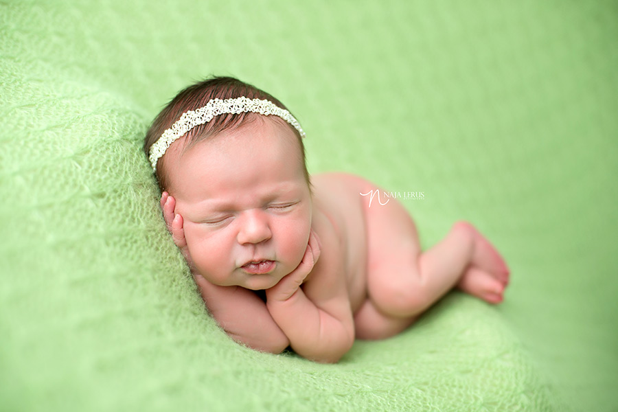 chicago-newborn-pictures-11