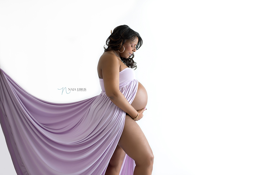 pregnancy maternity gown for photoshoot