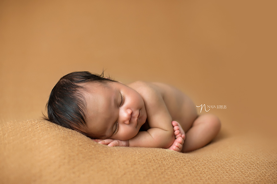 chicago-newborn-images-13