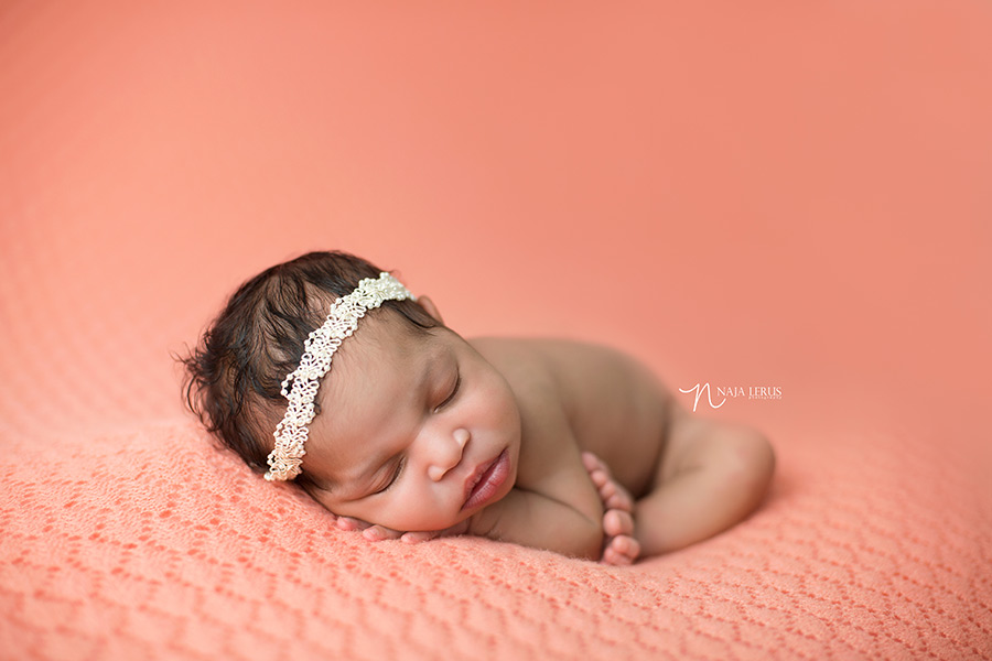 chicago-newborn-photographer-01