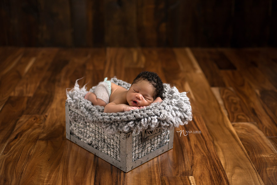 chicago-newborn-photography-03