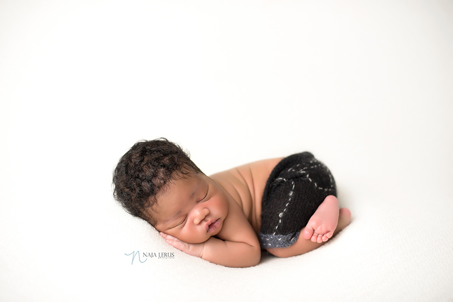 chicago-newborn-photography.11