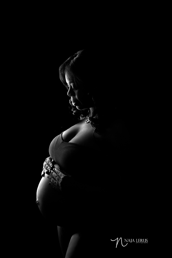 Chicago maternity black and white silhouette rim lighting photography