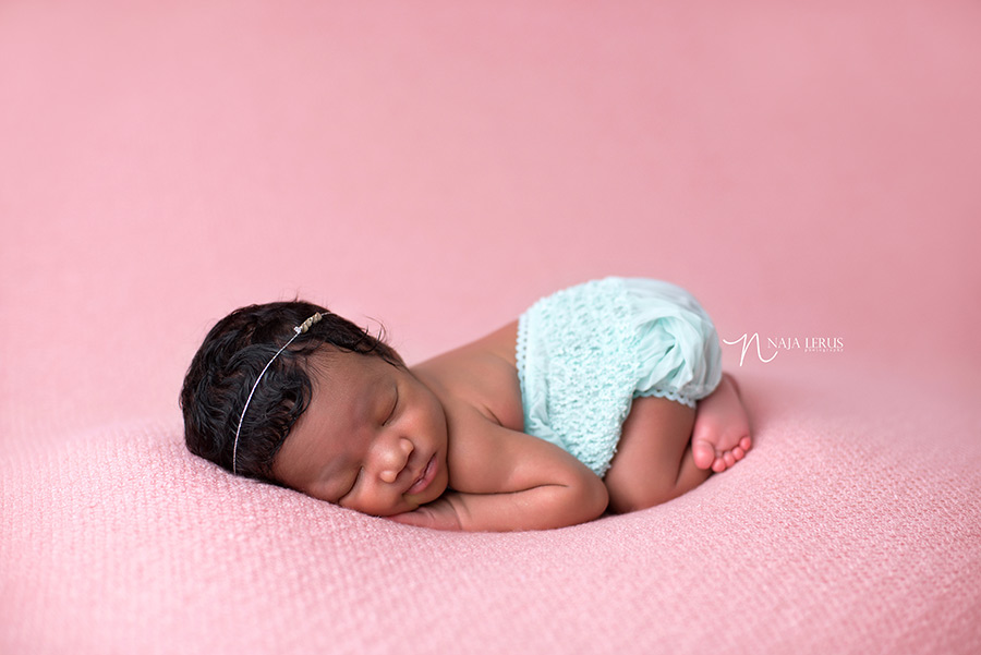 chicago-newborn-pictures-11