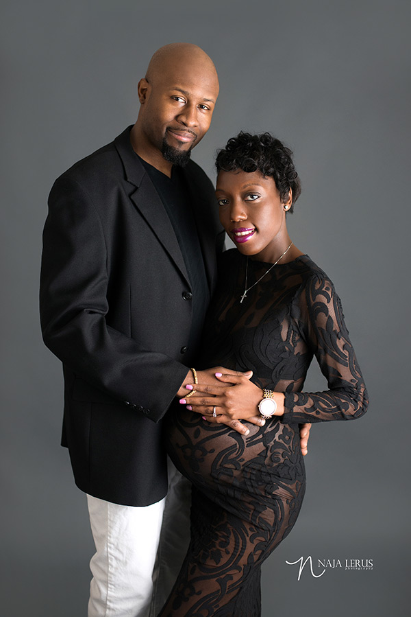 couple maternity pictures chicago