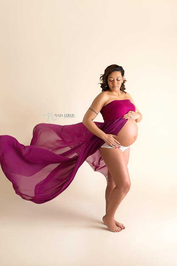 maternity image with flowy gown chicago