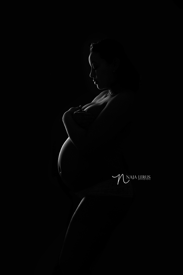 fine art silhouette maternity chicago rim lighting