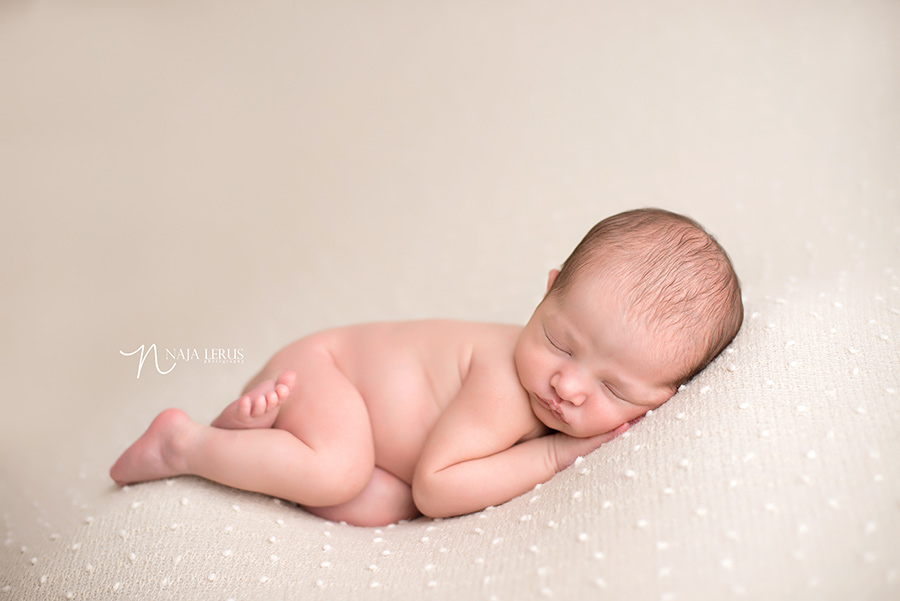 chicago-newborn-baby-girl-pictures-06