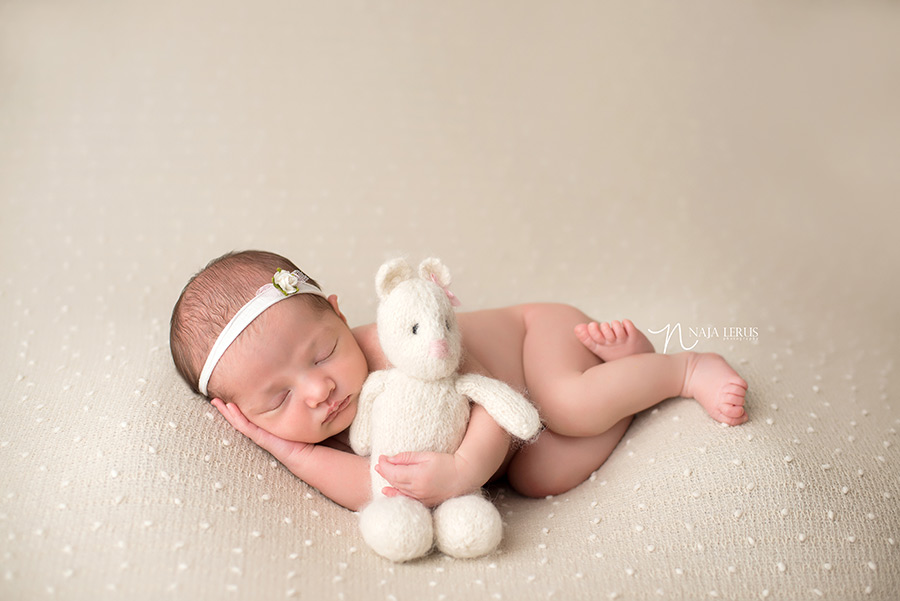 chicago-newborn-baby-girl-pictures-08