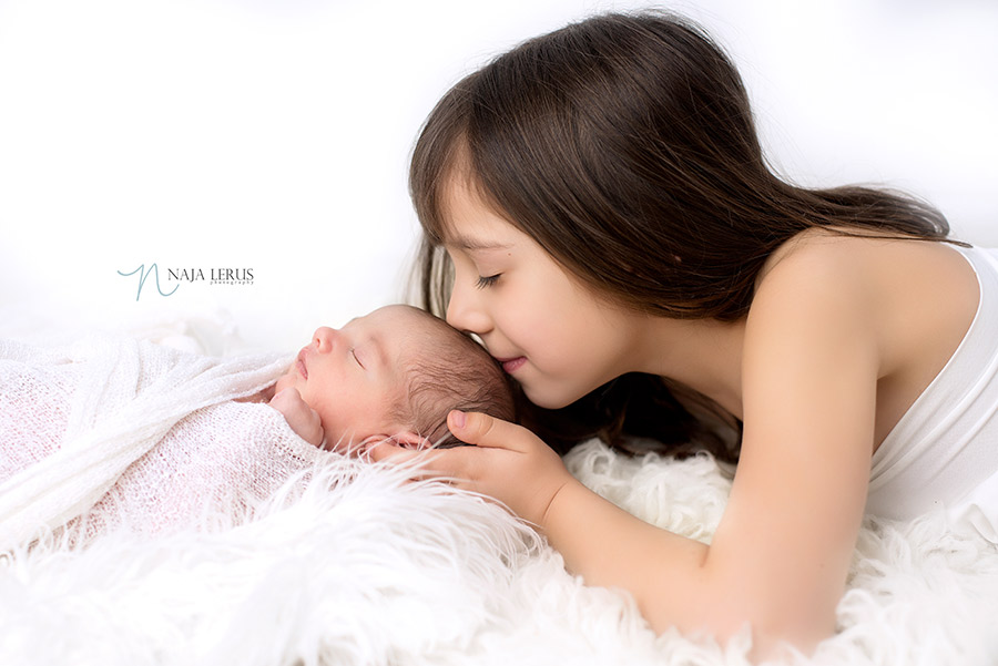 chicago-newborn-baby-girl-pictures-12