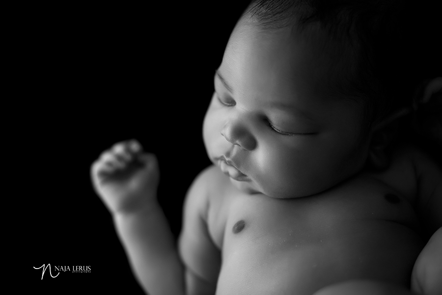 chicago-newborn-pictures-11