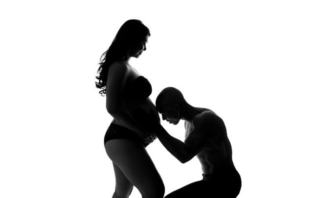 Pregnancy couple silhouette photography in Chicago